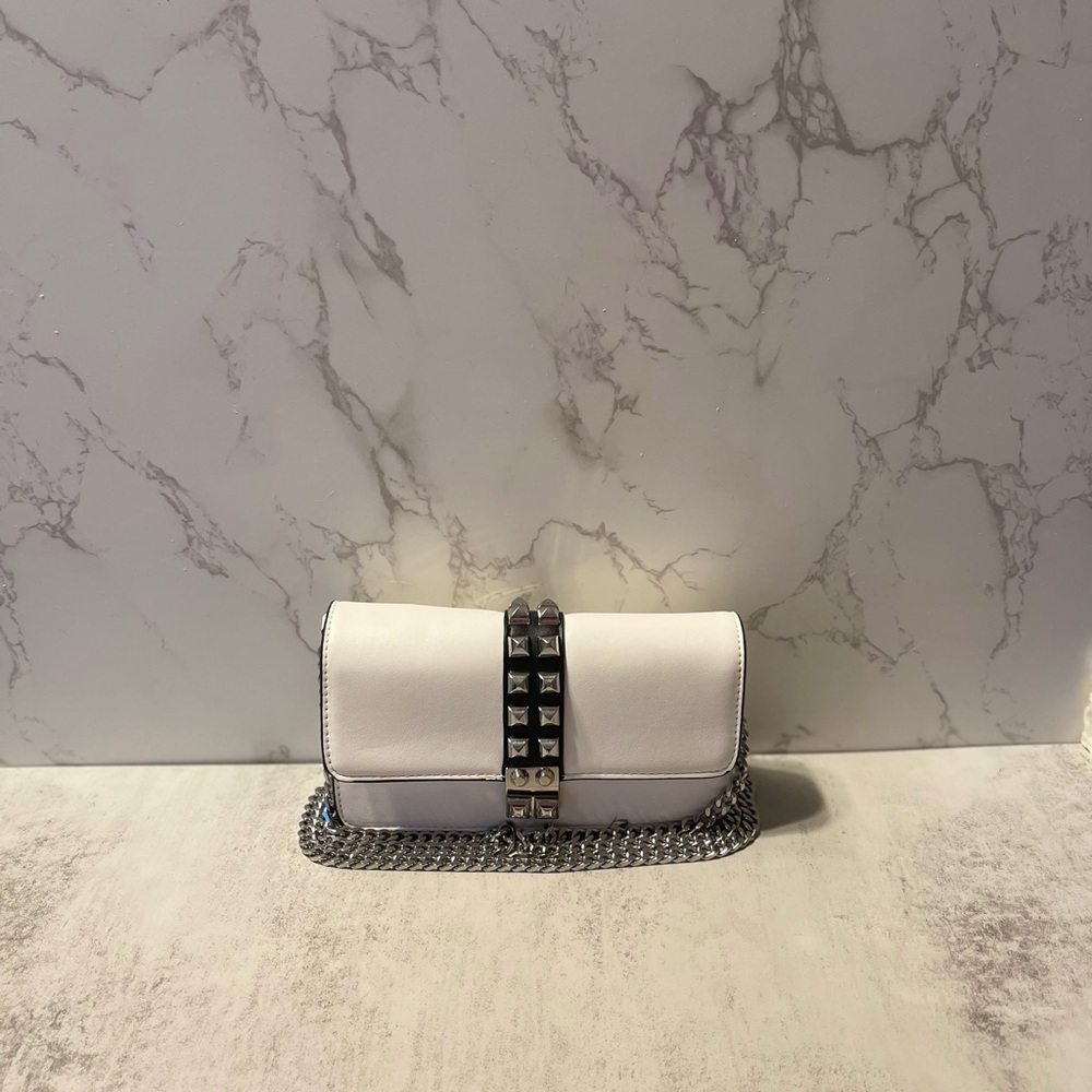 Black and White Crossbody - Picture 6 of 6